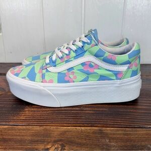 Vans Old Skool Platform – Psychedelic Checkboard
Size: US Women’s 8.5